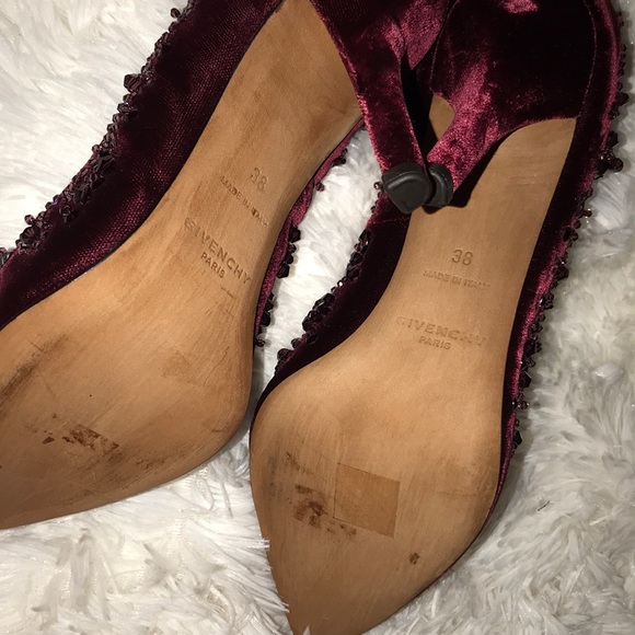 Givenchy - Picture 5 of 8